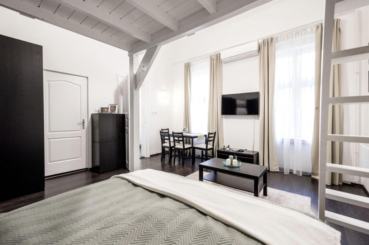Charming Downtown Hideaway Steps From New York Cafe! Διαμέρισμα Βουδαπέστη Εξωτερικό φωτογραφία